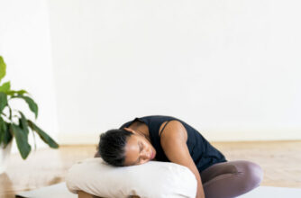 Manas restorative yoga