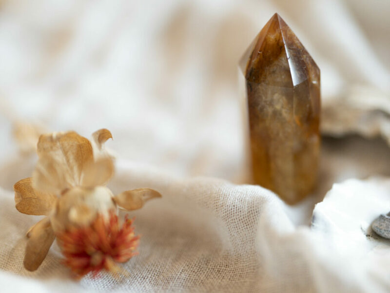ÜBER DIE POLARITÄT HINAUS<br>Innere Freiheit durch das Spiel mit Yin & Yang Manas Yoga Studio Workshop Polarität