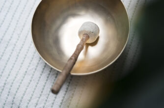Manas Yoga Blog: Zwei Wege zur Heilung: Die westliche Medizin und die traditionelle chinesische Medizin