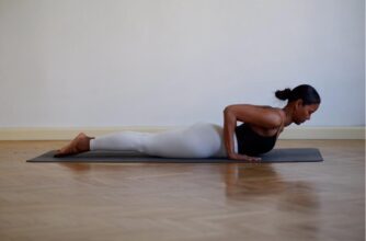 Manas Yoga Blog: Die heilige Matrix finden: Warum ich immer und immer wieder Asanas praktiziere