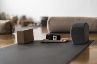Manas Yoga Vienna Blog: When the Mat Is Not Enough: On Spiritual Practice, Emotional Healing, and the Work We Cannot Skip